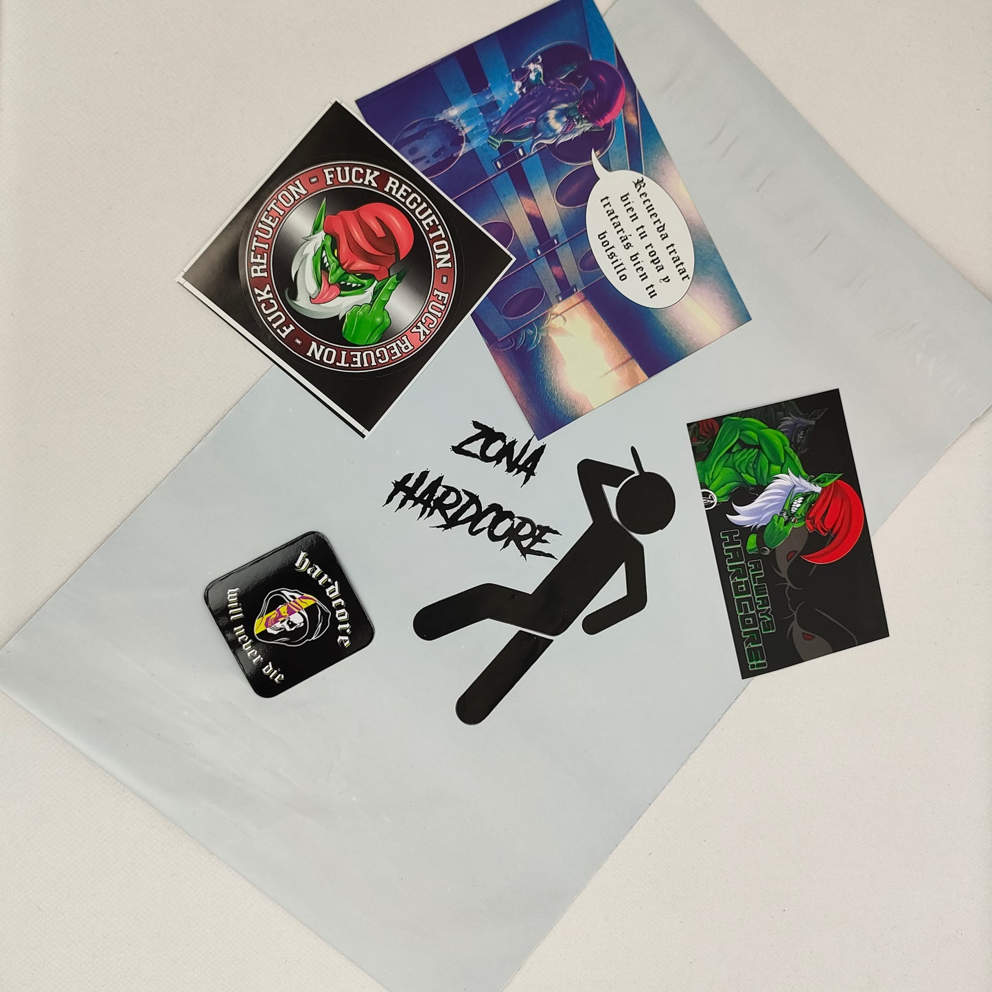 Empaquetado pedidos zona hardcore