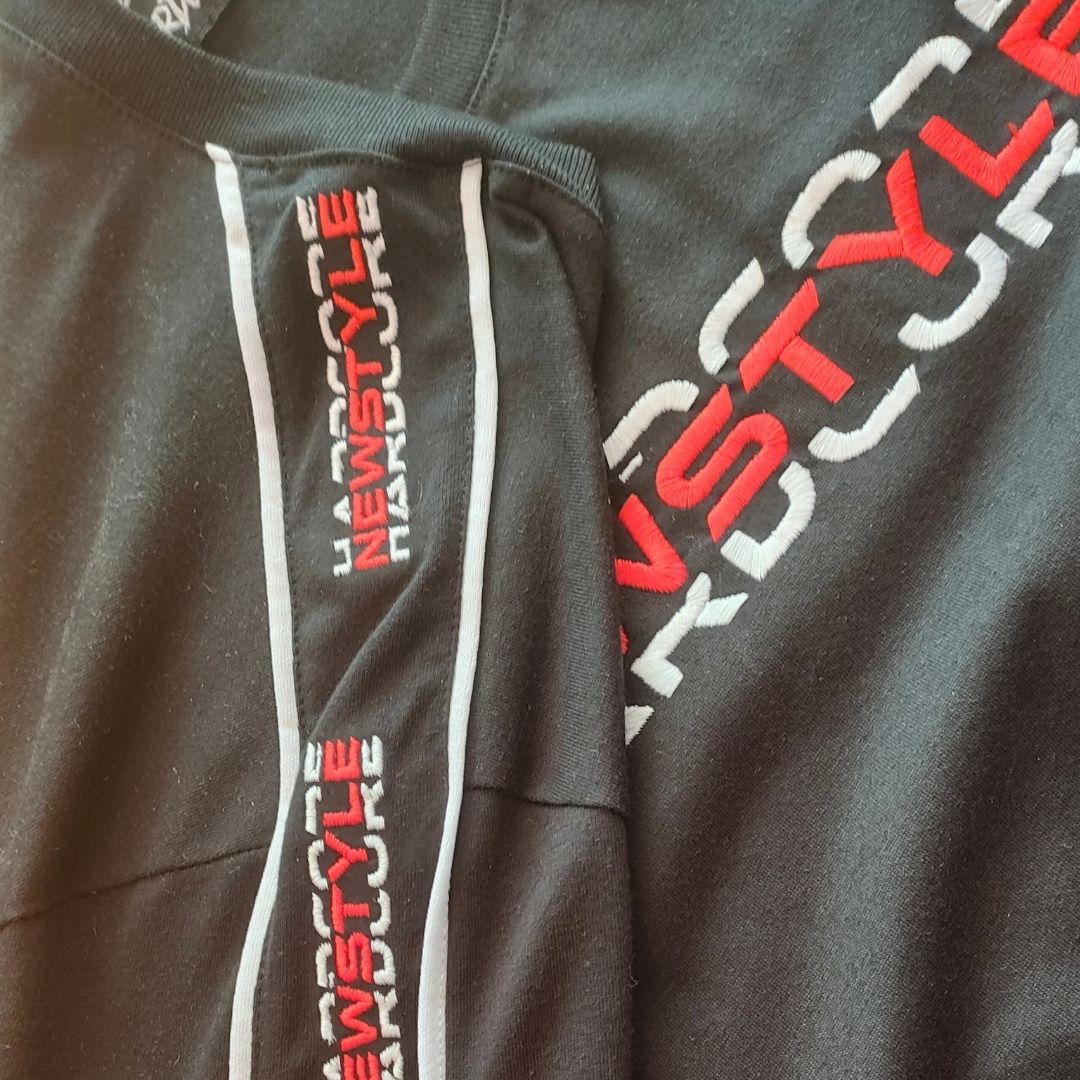 Fully embroidered black Newstyle t-shirt