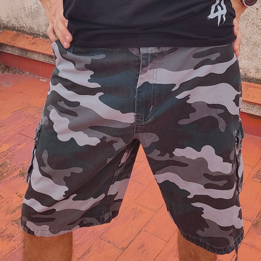 Pantaloni mimetici con bandiere